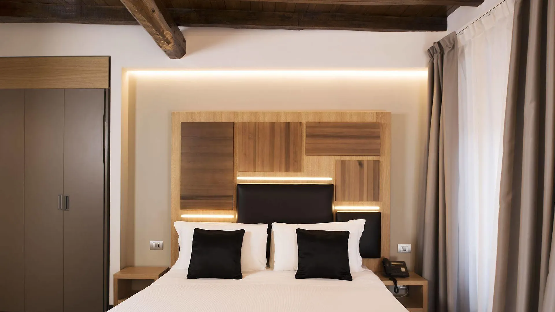 Hotel Trevi - Gruppo Trevi Hotels Rom 3*,  Italien